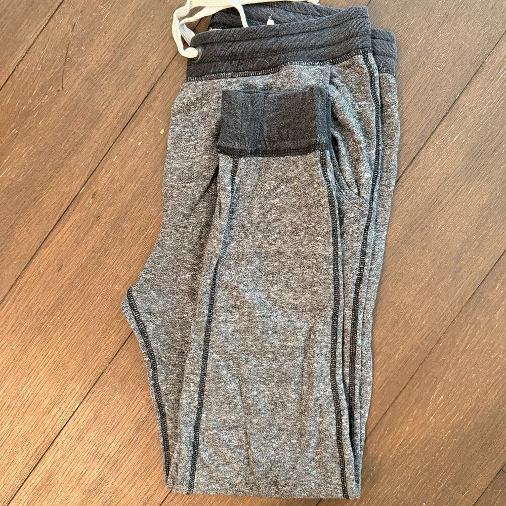 Men's American Eagle Joggers - Size Small- Gray